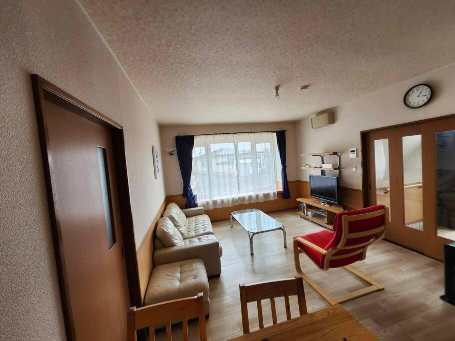 蒼い家温泉付貸別荘cozy Blue House Onsen Hot Spring Siraoi Kültér fotó